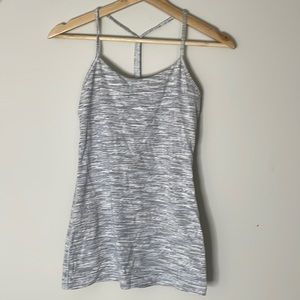 Lululemon Y-back sports tank sz 4